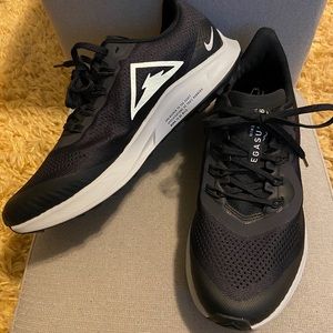 New Nike Pegasus 36 Trail Running Shoes